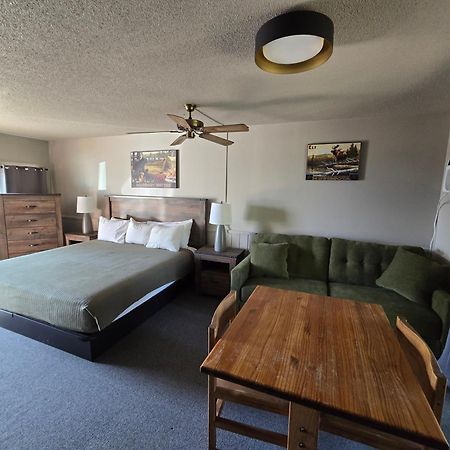 Silver Rapids Lodge & Campground Ely Eksteriør bilde