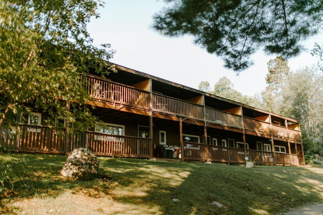Silver Rapids Lodge & Campground Ely Eksteriør bilde