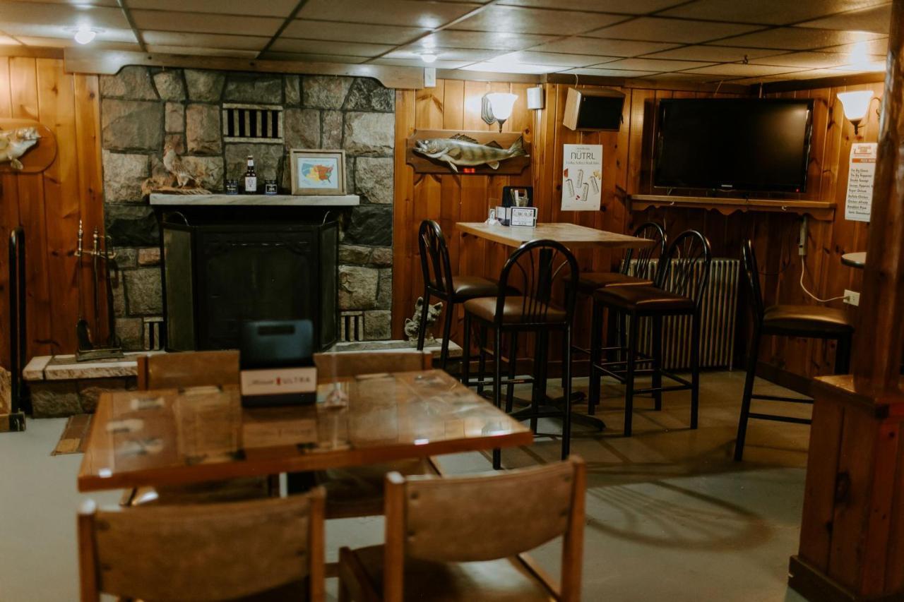 Silver Rapids Lodge & Campground Ely Eksteriør bilde