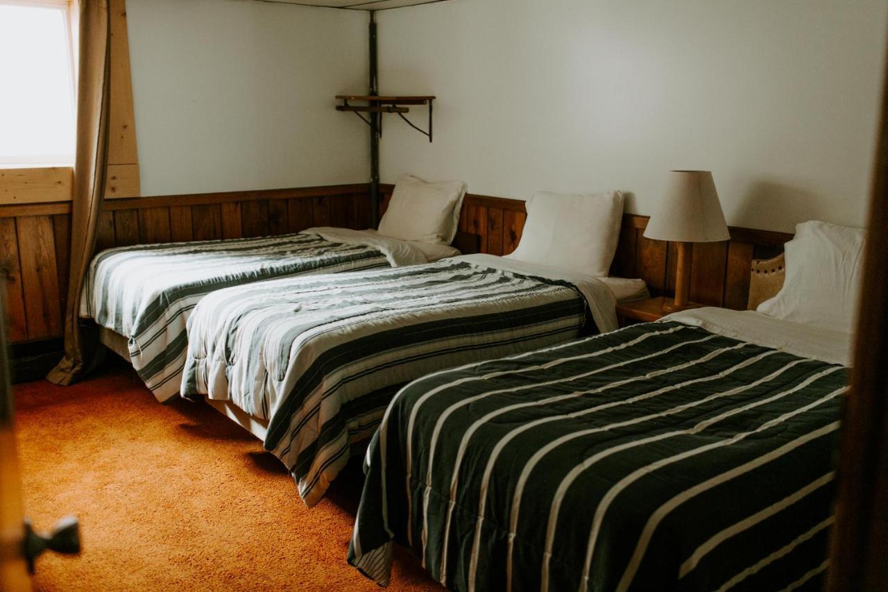 Silver Rapids Lodge & Campground Ely Eksteriør bilde