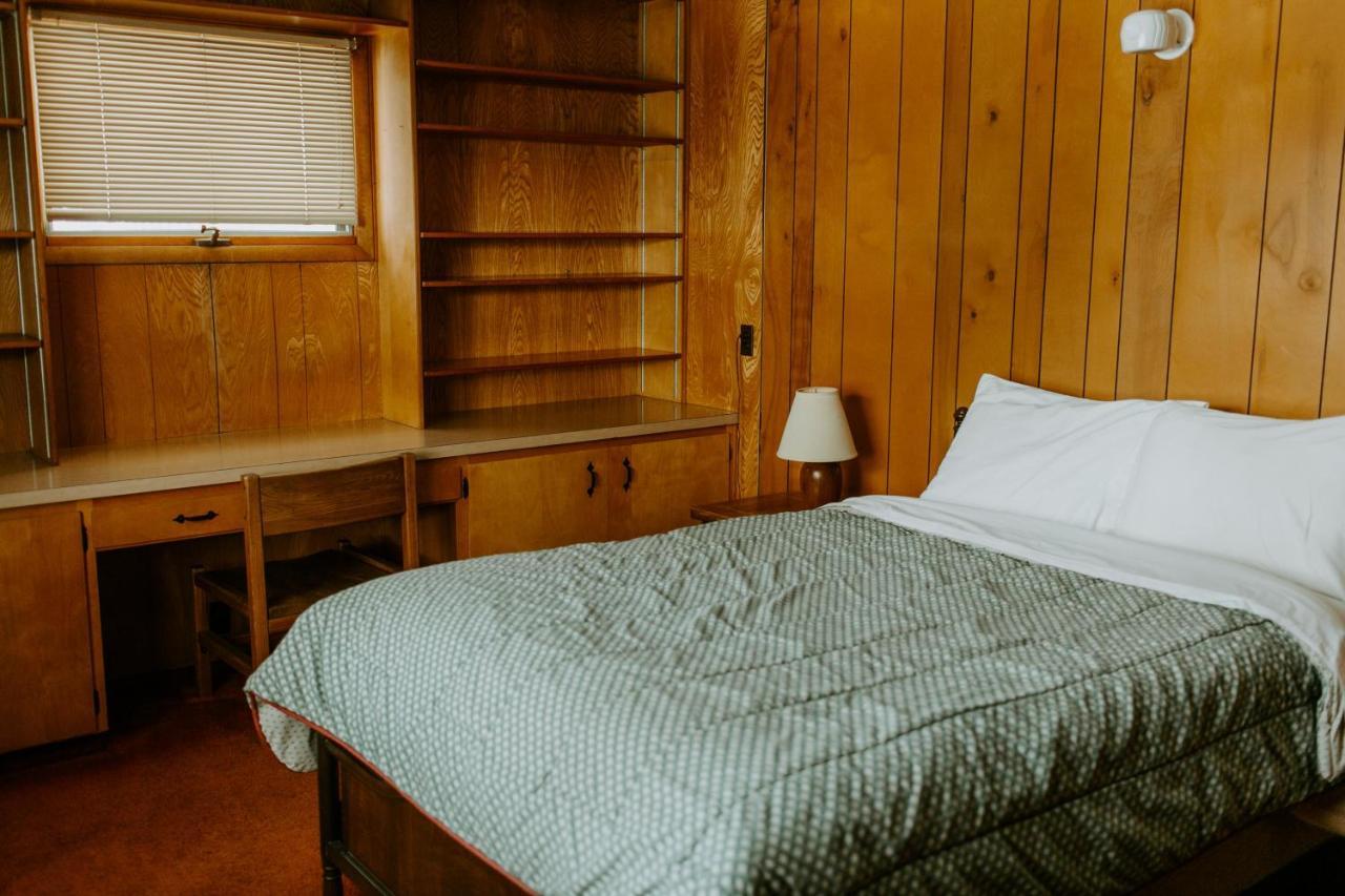 Silver Rapids Lodge & Campground Ely Eksteriør bilde
